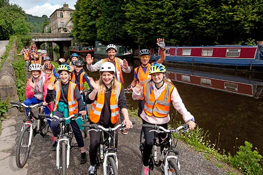 Schoolchildren bike across Yorkshire